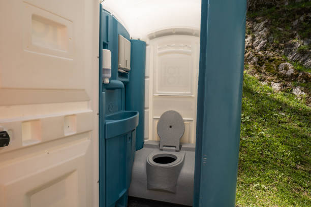 Best Porta potty delivery and setup  in Dunlap, IN